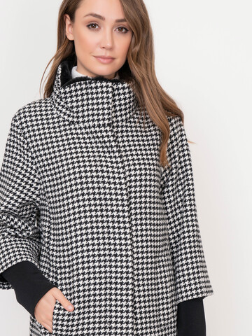 Э450004-31118/20-02 Пальто Gerry Weber